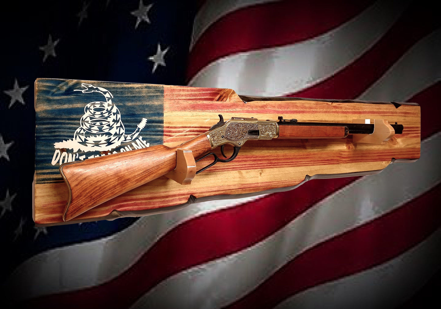 Walker Wood Gifts gun rack Rustic "Don't Tread On Me" Gun Rack Lever Action Rifle Wall Mount Americana Collectors Gift Décor