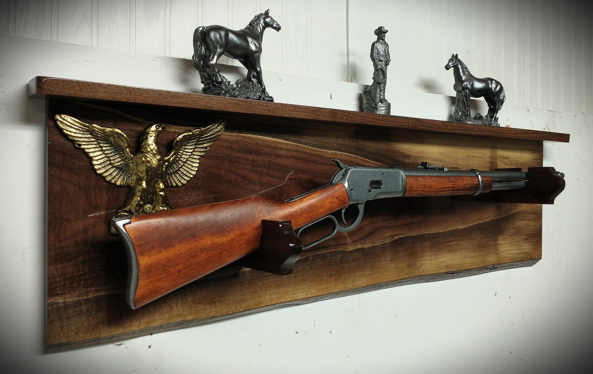 Walker Wood Gifts Gun Display Live Edge Traditional Lever Action Solid Flame Walnut Brass Eagle Rifle Display