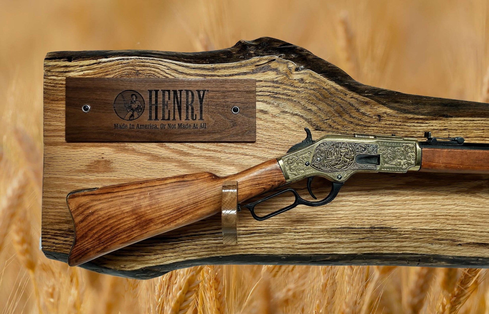 Walker Wood Gifts Gun Display Rustic Beautiful Contoured Live Edge Red Oak Lever Action Henry Gun Display Collectors Gift