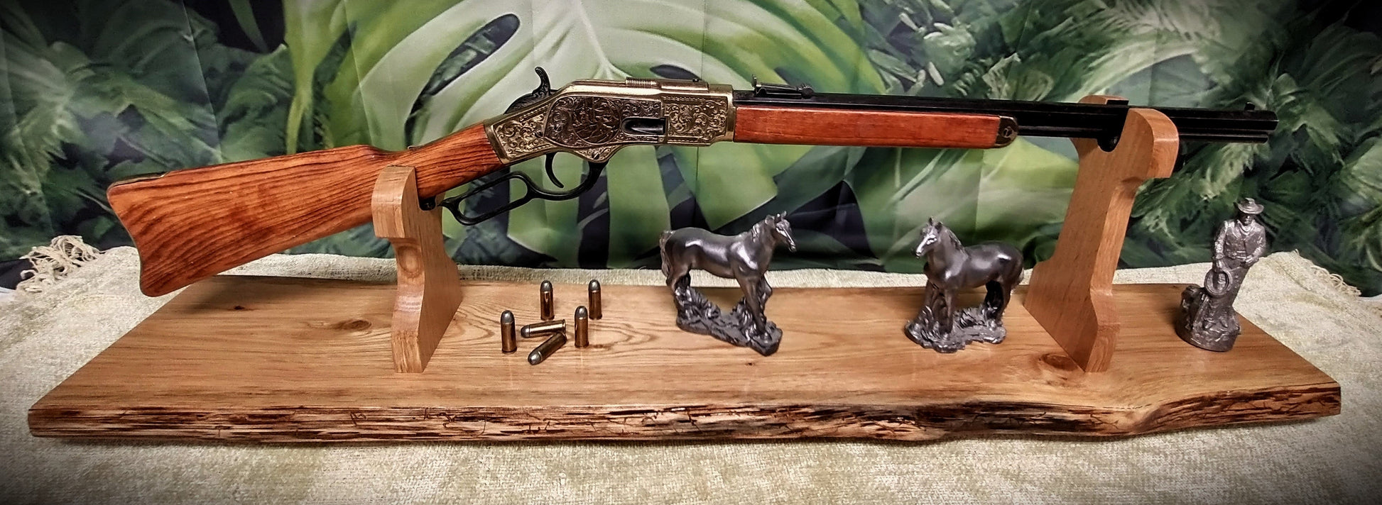 Walker Wood Gifts Gun Display Rustic Lever Action Oak Rifle Display Stand Western Cowboy Decor Gift