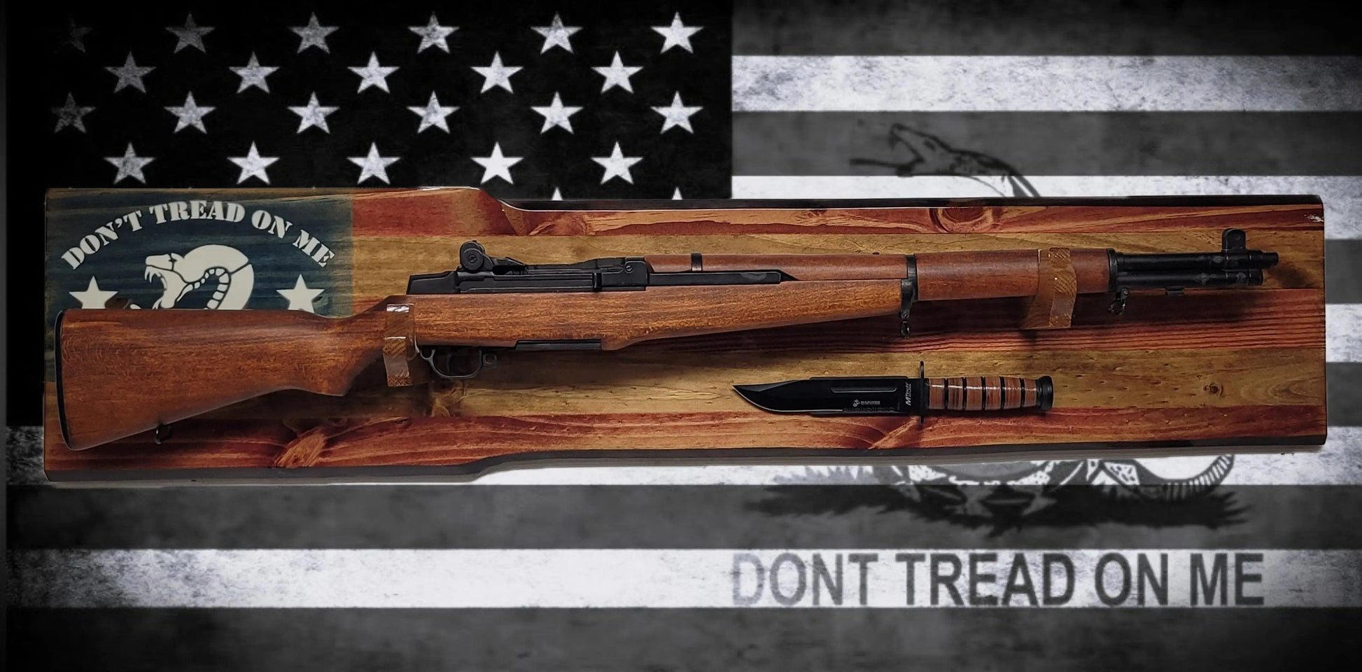 Walker Wood Gifts Gun Display Rustic Old Glory Don't Tread On Me M1 Garand Display Faux Live Edge Knotty Pine Cabin Décor Collectors Gift