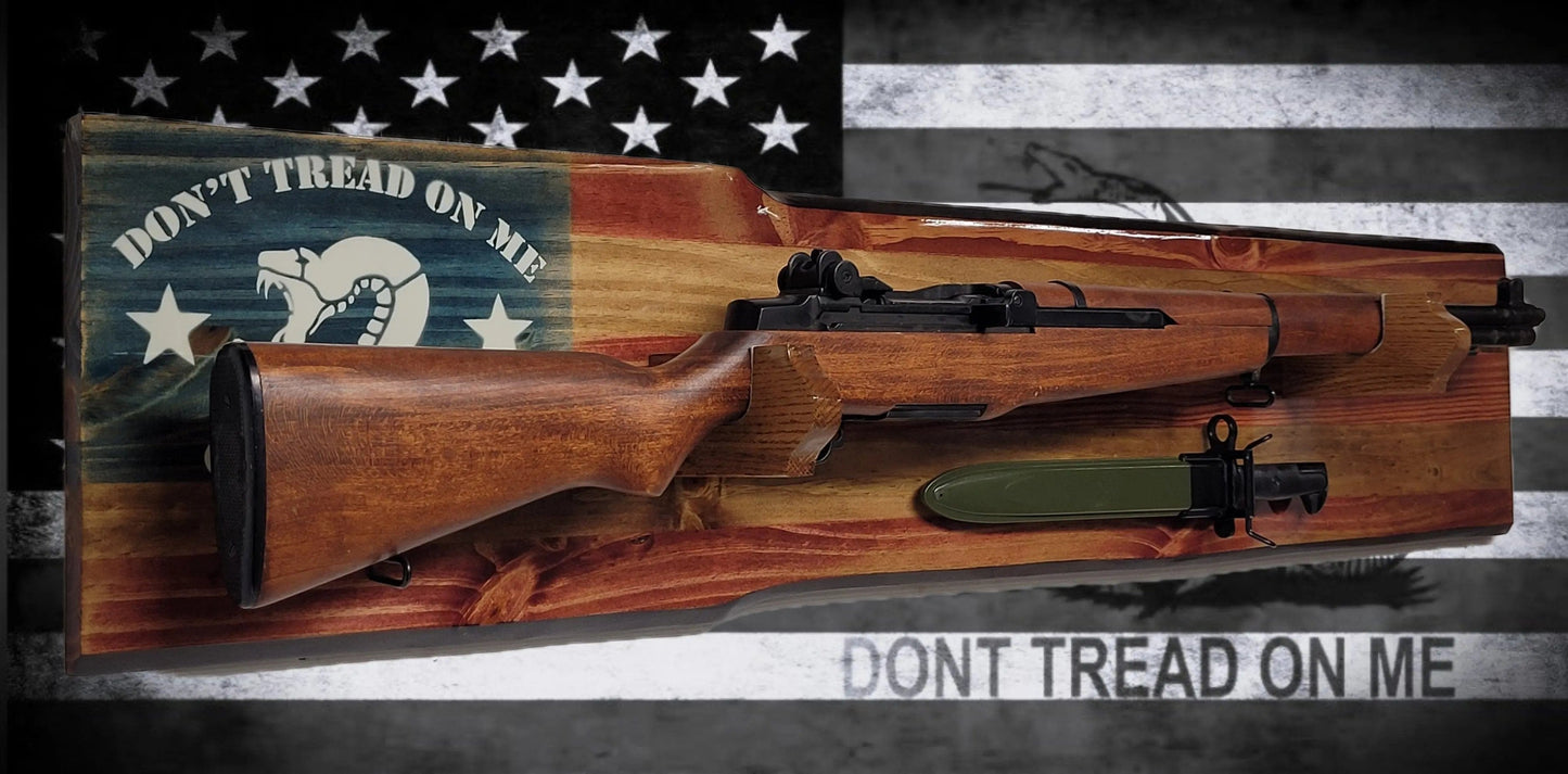 Walker Wood Gifts Gun Display Rustic Old Glory Don't Tread On Me M1 Garand Display Faux Live Edge Knotty Pine Cabin Décor Collectors Gift