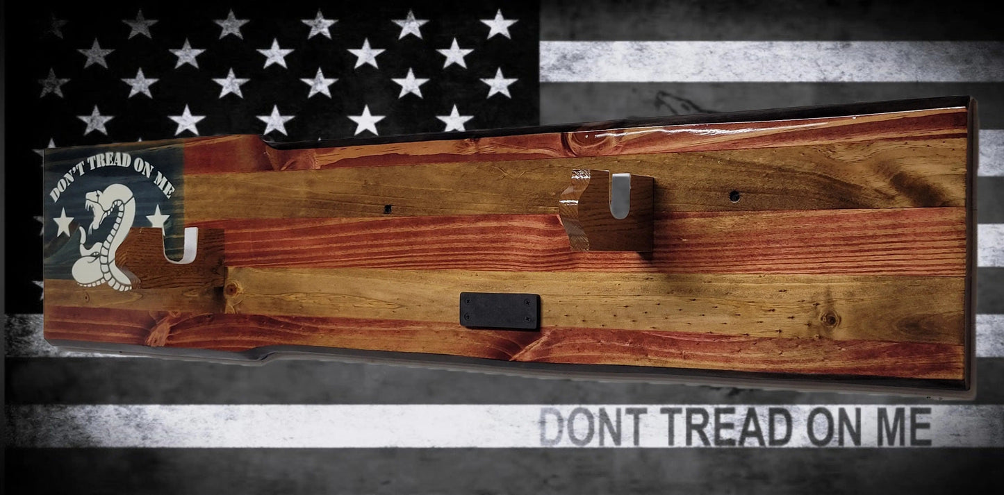 Walker Wood Gifts Gun Display Rustic Old Glory Don't Tread On Me M1 Garand Display Faux Live Edge Knotty Pine Cabin Décor Collectors Gift