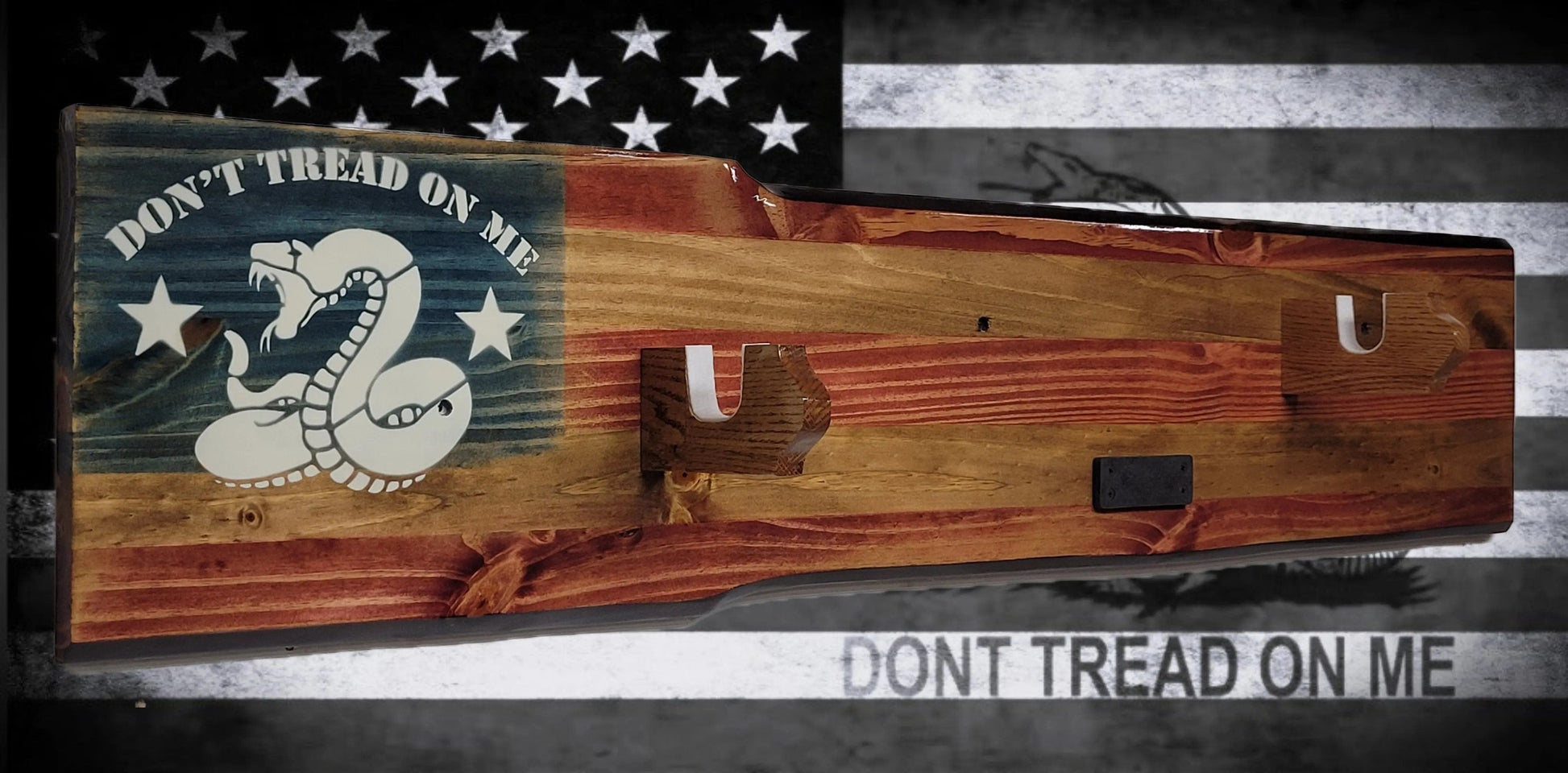 Walker Wood Gifts Gun Display Rustic Old Glory Don't Tread On Me M1 Garand Display Faux Live Edge Knotty Pine Cabin Décor Collectors Gift