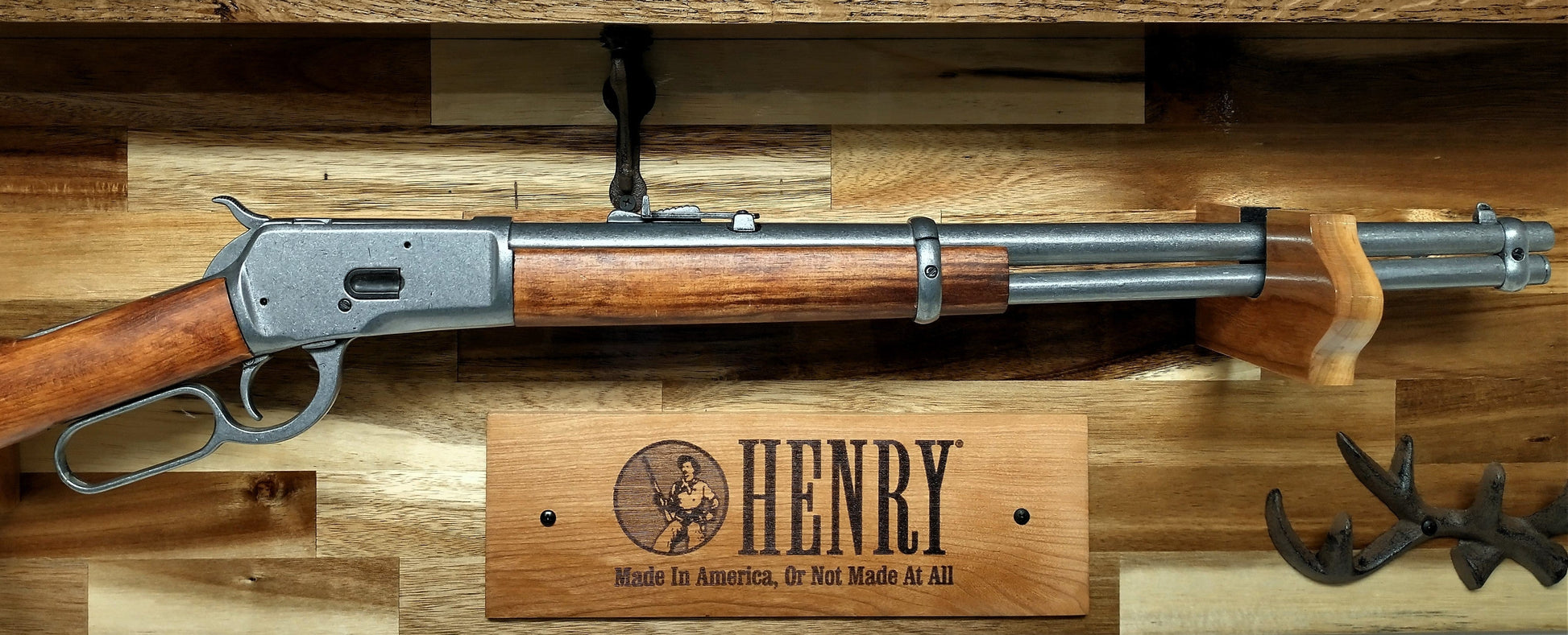 Walker Wood Gifts Gun Display Tradition Don't Tread on Me Lever Action Henry Shelf Acacia Wood Rifle Gun Display, Western Farmhouse Gift