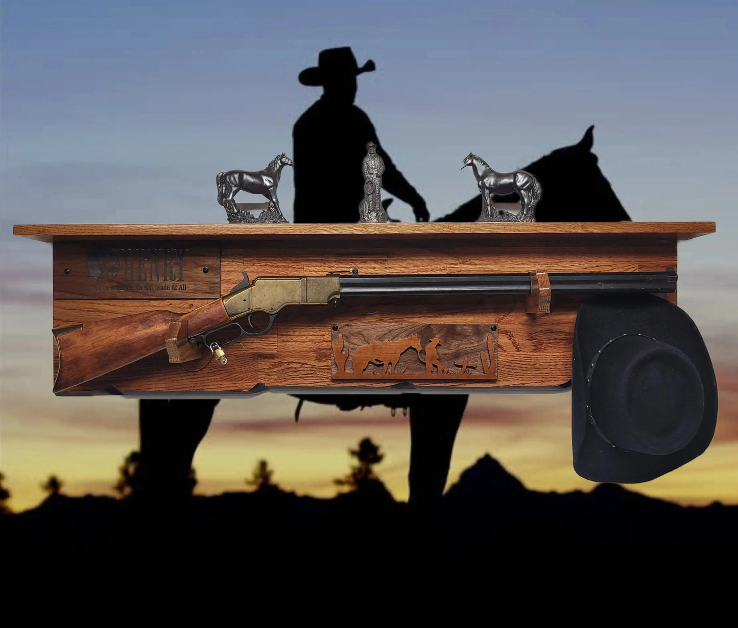 Walker Wood Gifts Gun Display Traditional Lever Action Henry Rifle Display Cabin Oak with Lock Collectors Gift