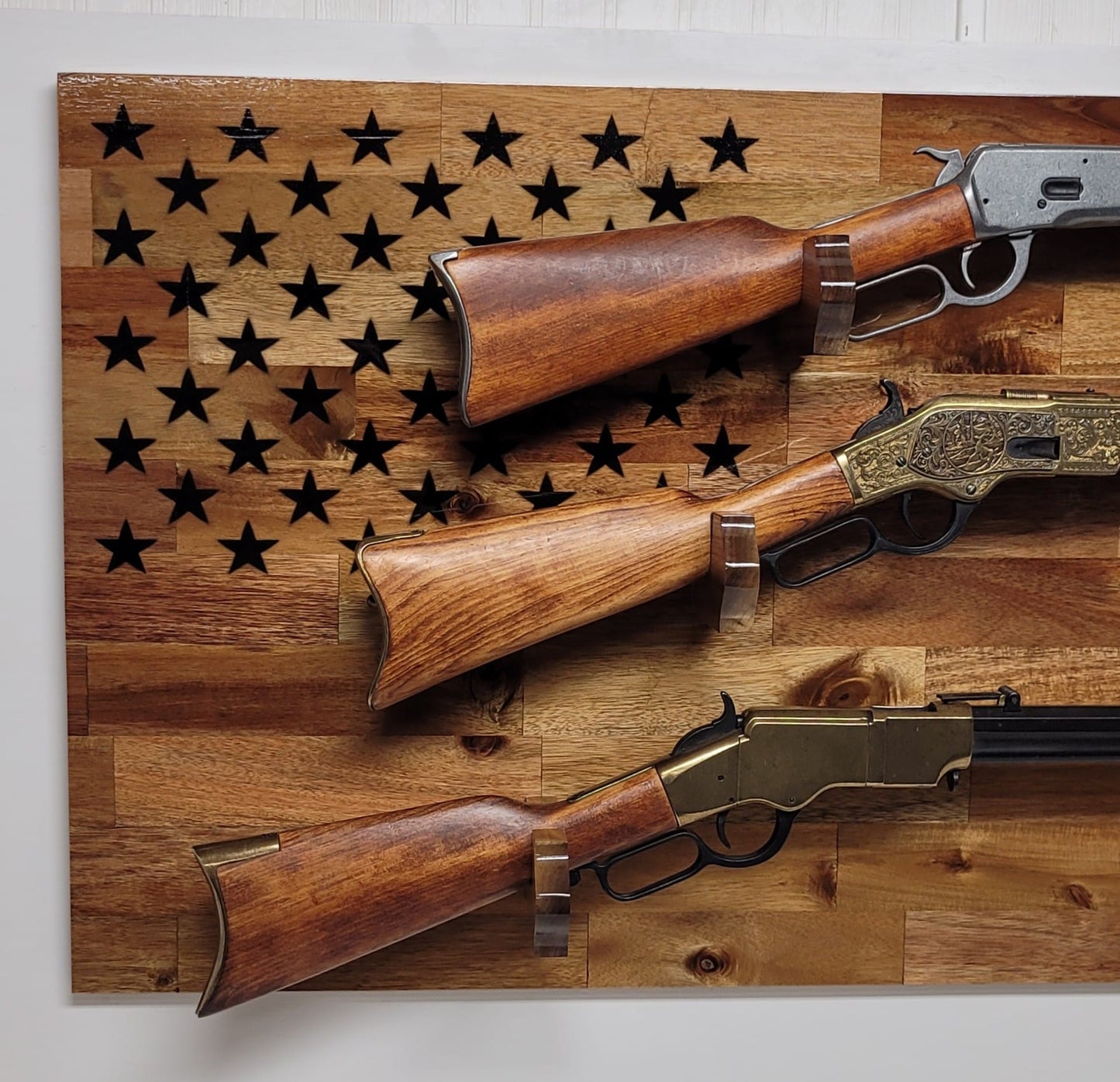 Walker Wood Gifts gun rack 50 Black Star Flag 3 Place Lever Action Rifle Cabin Acacia Display Collector Gift