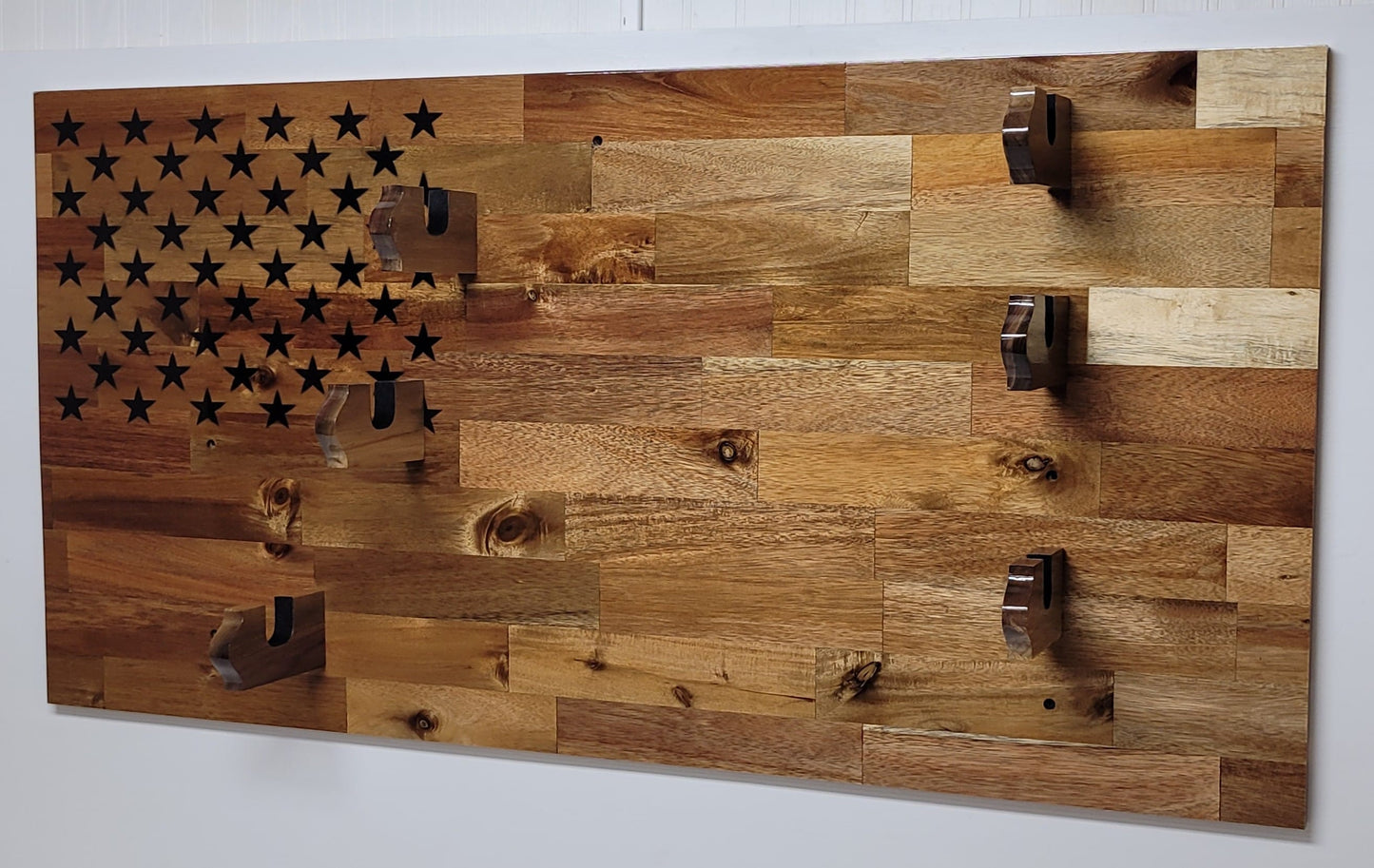 Walker Wood Gifts gun rack 50 Black Star Flag 3 Place Lever Action Rifle Cabin Acacia Display Collector Gift