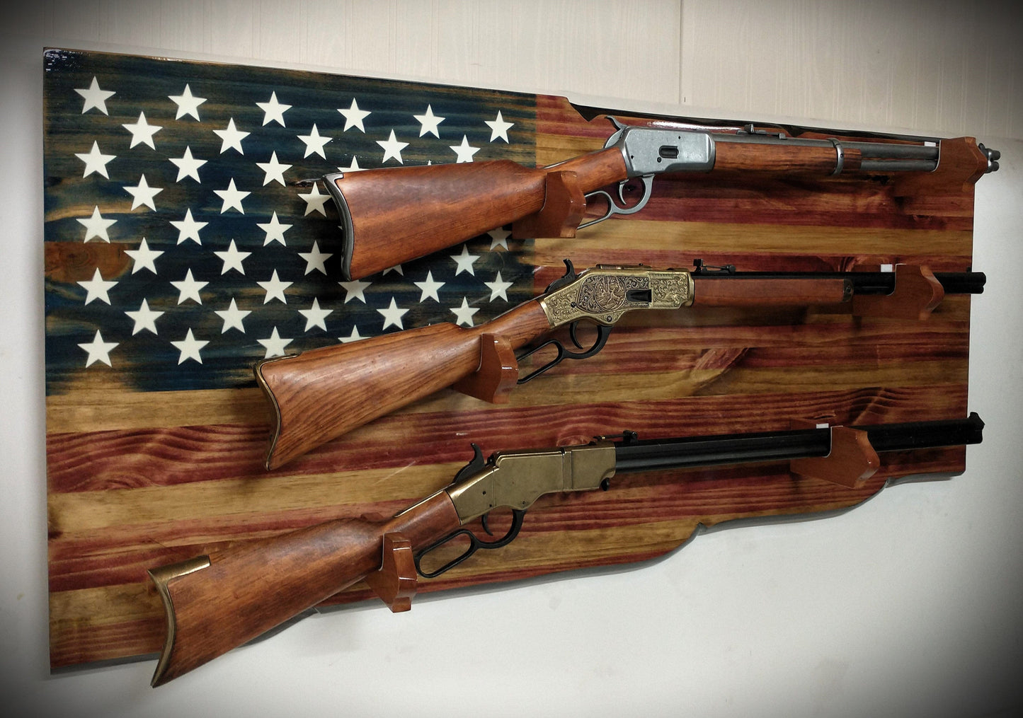 Walker Wood Gifts gun rack Rustic 3 Place Lever Action Old Glory Knotty Pine Rack Rifle Display Patriotic Collectors Gift