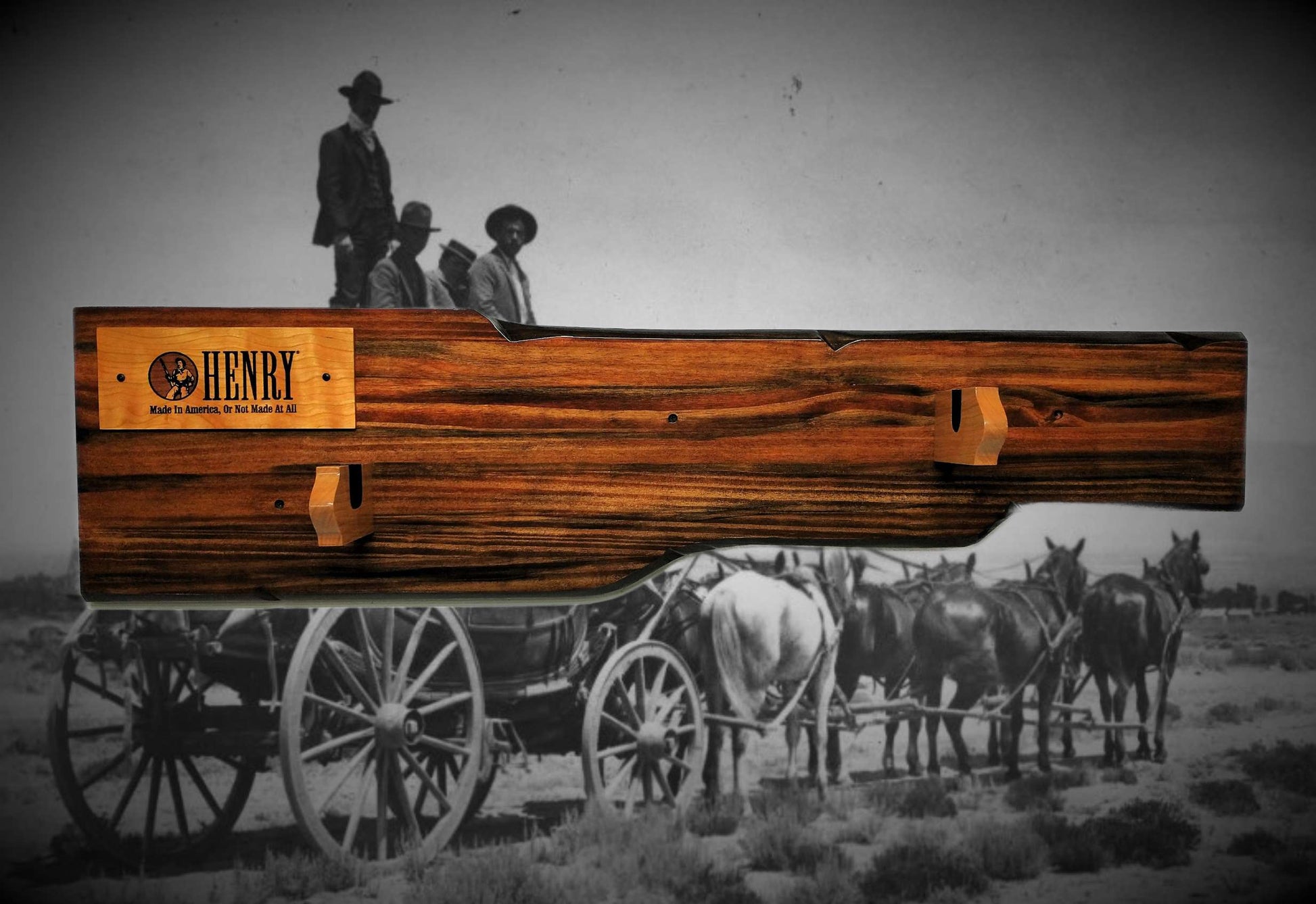 Walker Wood Gifts gun rack Rustic Henry Display For Lever Action Rifle Aspen Faux Live Edge Cabin Décor Collectors Gift