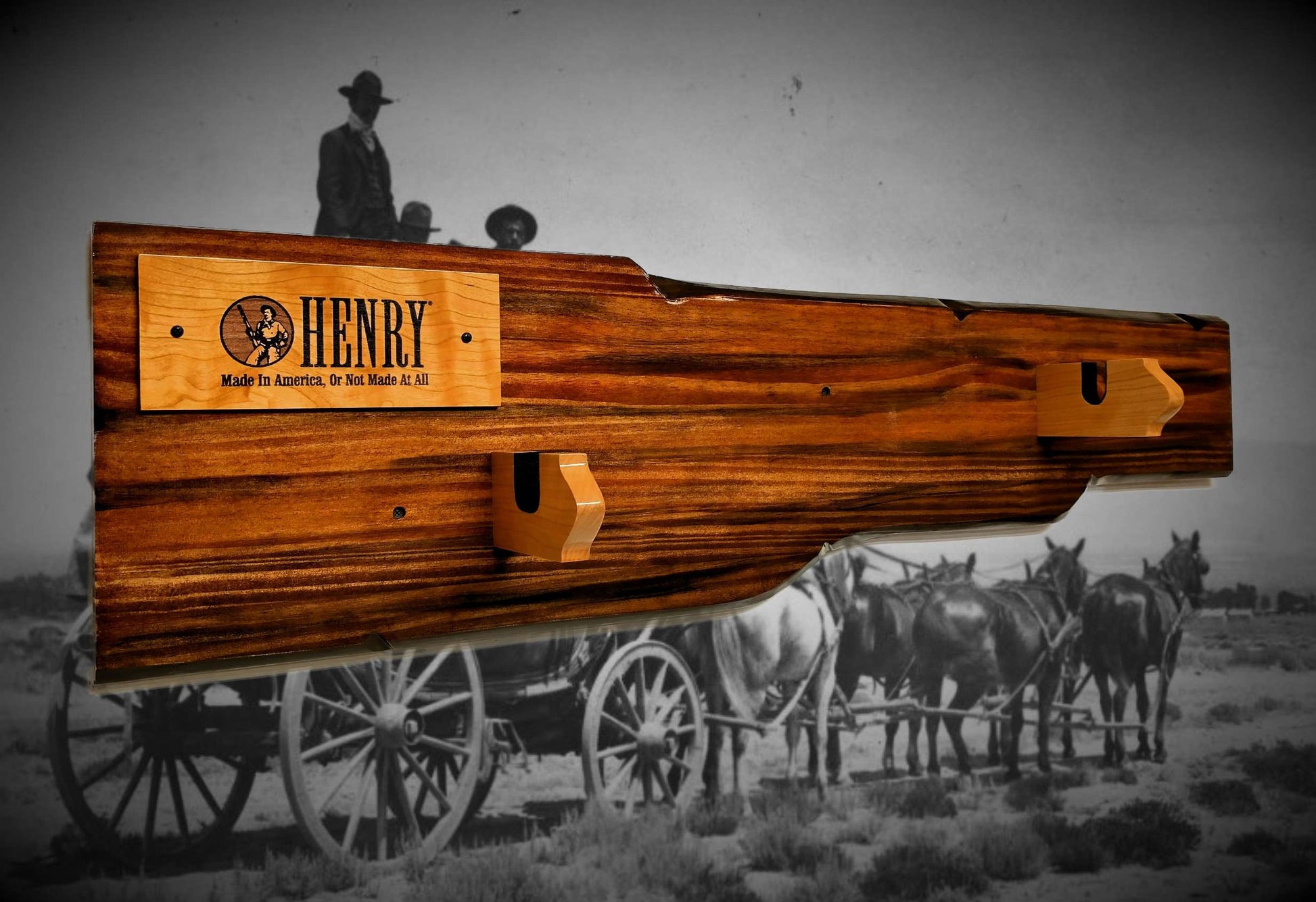 Walker Wood Gifts gun rack Rustic Henry Display For Lever Action Rifle Aspen Faux Live Edge Cabin Décor Collectors Gift