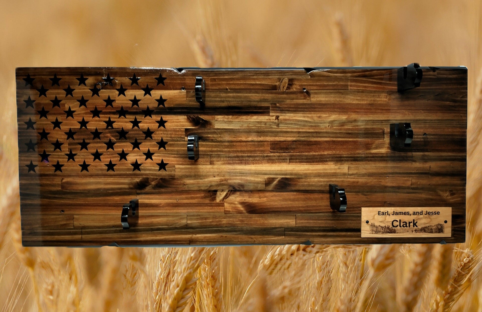 Walker Wood Gifts gun rack Rustic Unique 3 Place Shotgun Display Cabin Knotty Pine 50 Black Star Patriotic Collectors Gift