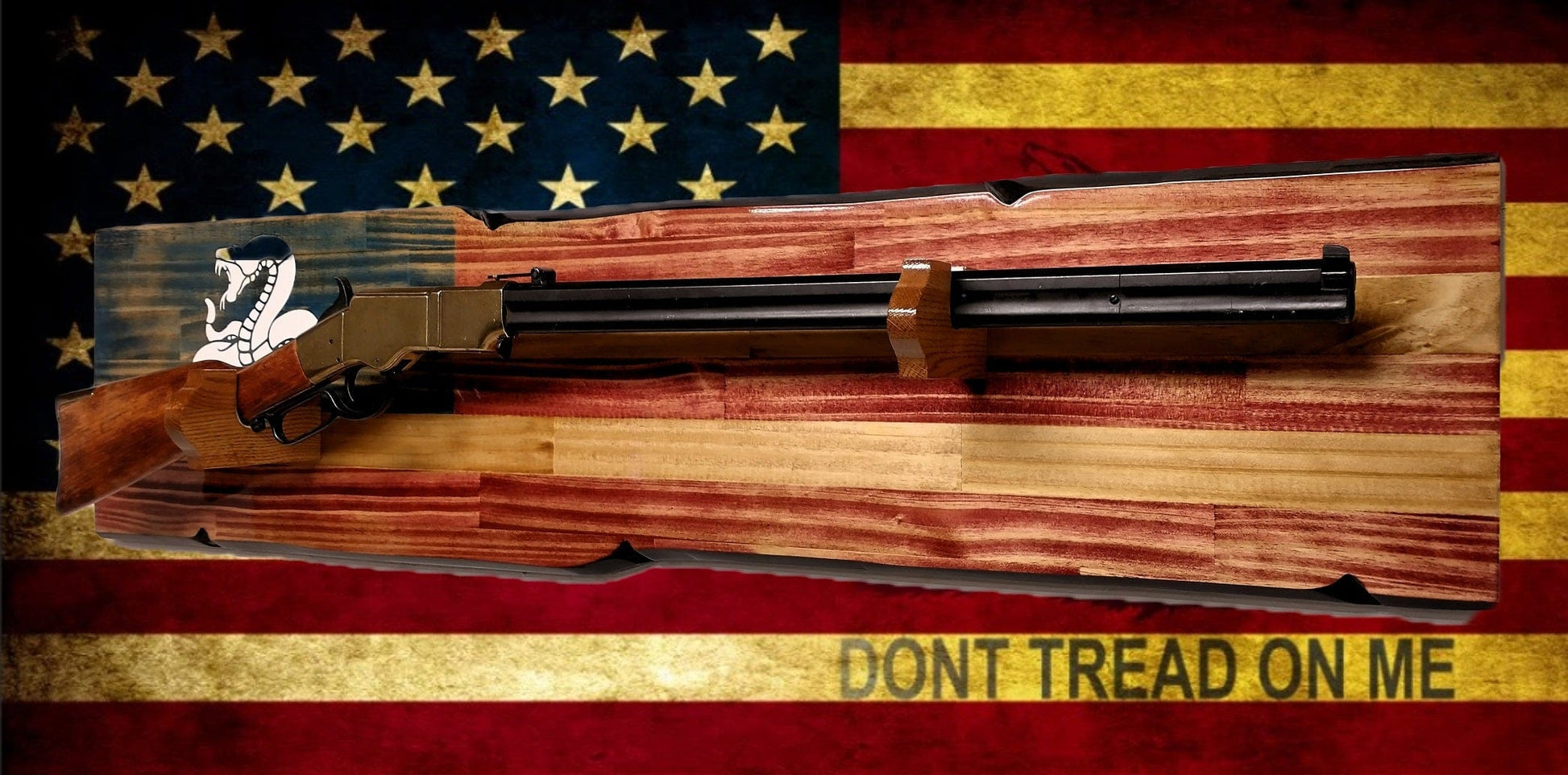 Walker Wood Gifts Rustic Don't Tread On Me Rifle Display Faux Live Edge Knotty Pine Gun Rack Décor Collectors Gift