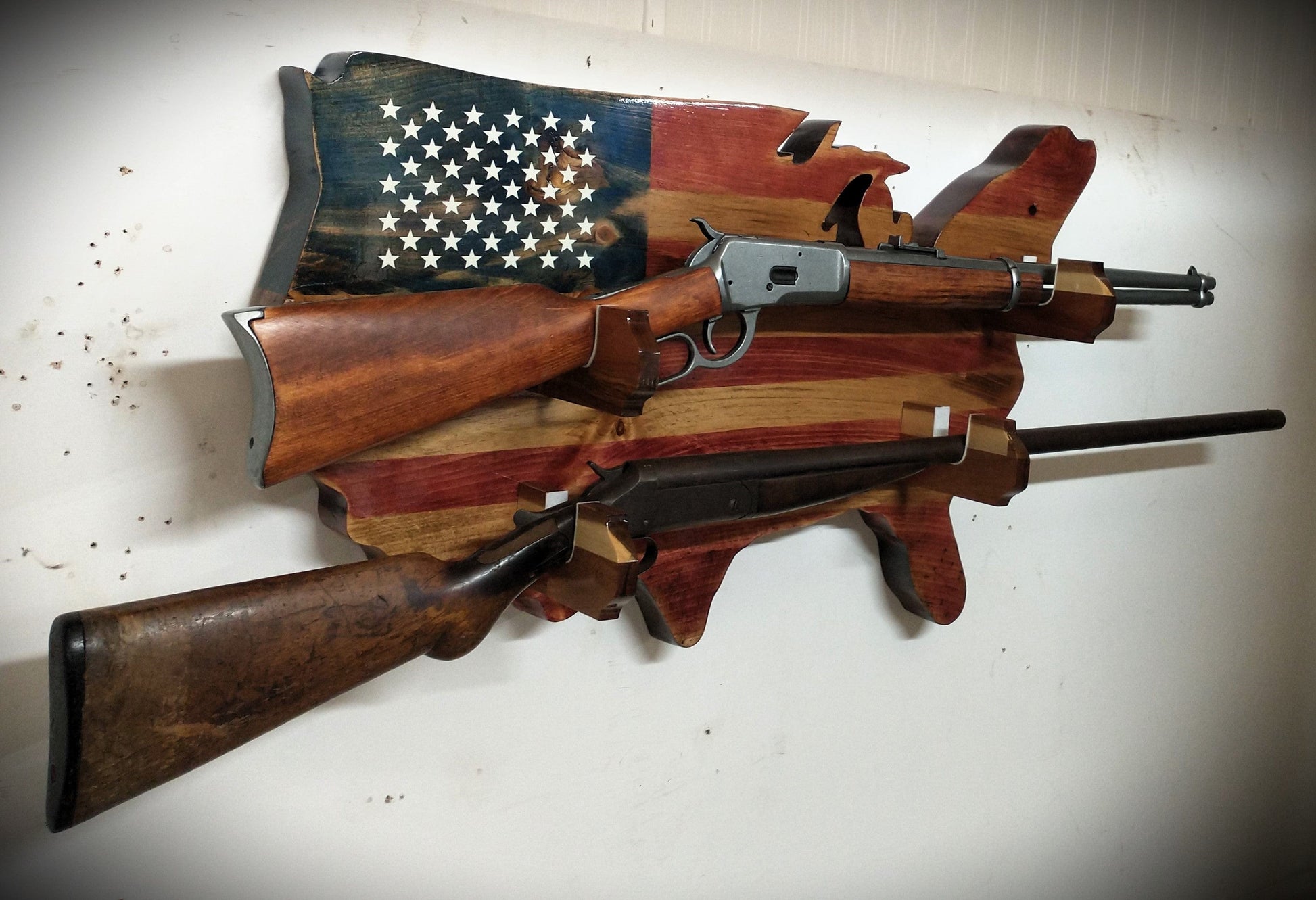 Walker Wood Gifts Rustic Old Glory USA Lever Action Rifle Shotgun Wall Display Collector Gift