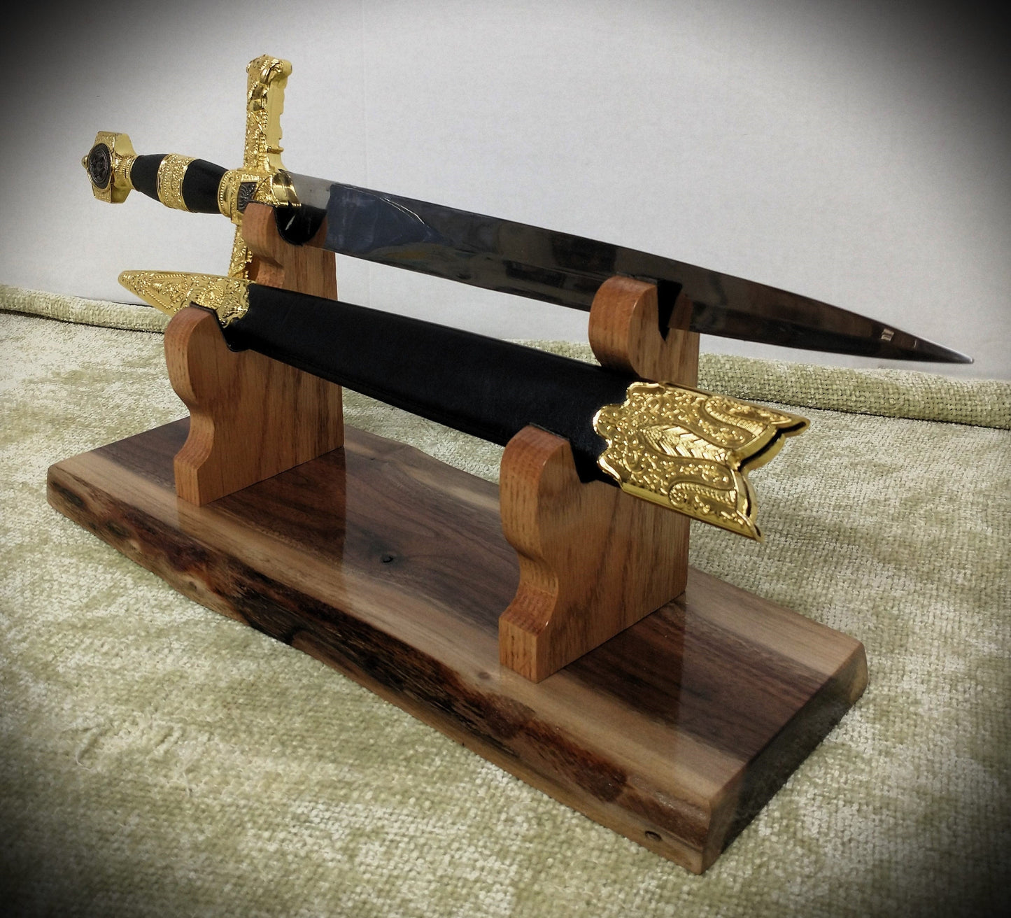 walkerwoodgifts sword stands Rustic Live Edge Walnut K-bar, Small Katana, Dagger, Sheath with Blade/Handle Display Stand Collectors Gift